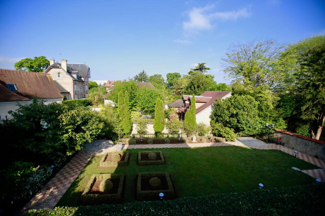 Le Talisman Bed & Breakfast Saint-Germain-en-Laye Exterior photo