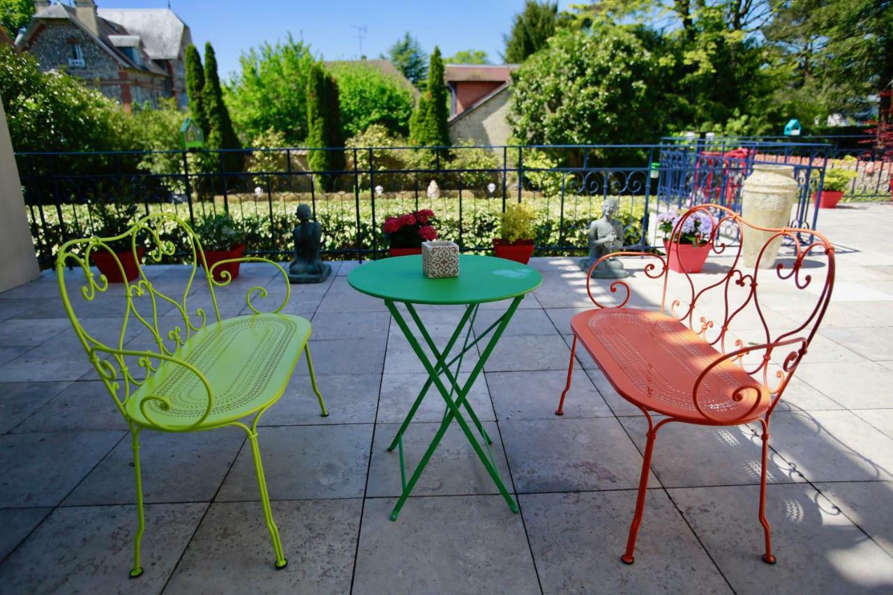 Le Talisman Bed & Breakfast Saint-Germain-en-Laye Exterior photo